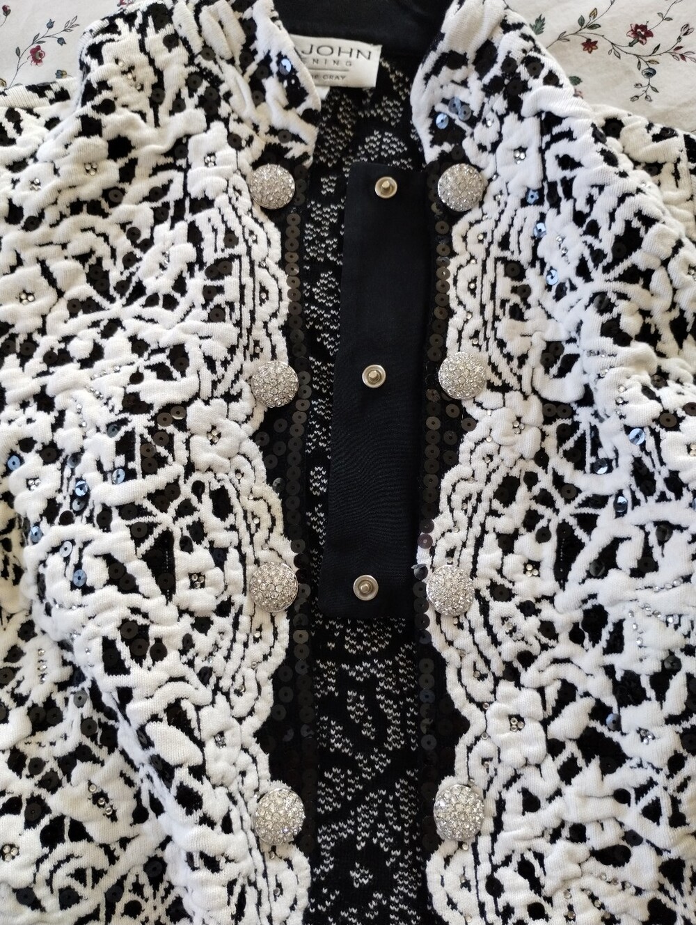 St John White Crocheted Lace Bolero Jacket 4 - Picture 4 of 11
